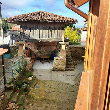El Cachucho 1 Apartment